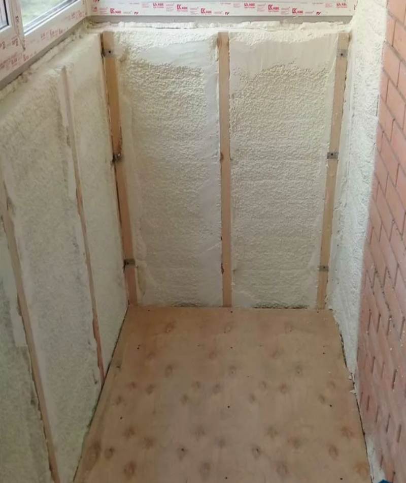 Утепление балконов пенополиуретаном